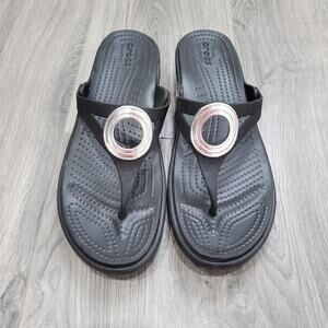 Crocs Sanrah Sandals Womens Size 11 Black Flip Flop Thong Slip On Shoes